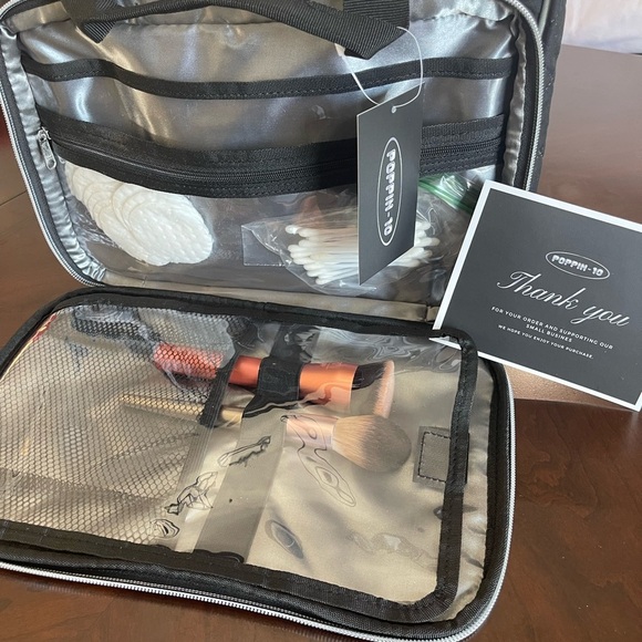 Buy 3 for $40 POPPIN10 Hanging Cosmetic Black Toiletry Organizer - Picture 6 of 9